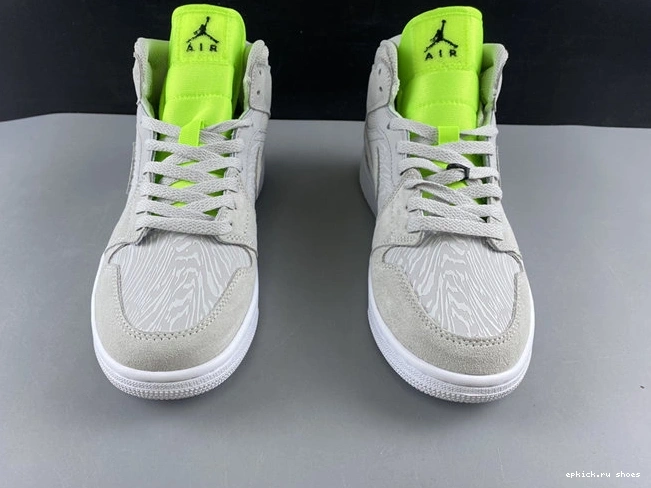 Cheap Mid CV3018- Ghost Cozy Vast Grey Green 3753 Jordan1 1013